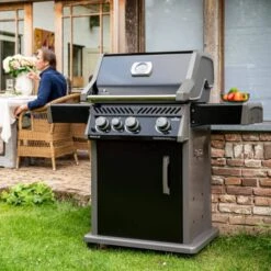 Napoleon Barbecue Gaz Napoléon Rogue XT 425 SIBPK 3 Brûleurs + 1 Latéral -Barbecue Fournitures Magasin bbq gaz napoleon rogue rxt425 sibpk 3