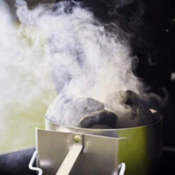 Briquettes De Coco Weber 8 Kg -Barbecue Fournitures Magasin briquettes de coco weber 8 kg 2